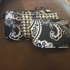 4/$30 Sale! Lot of 3 EUC Vera Bradley Black and White print pouches